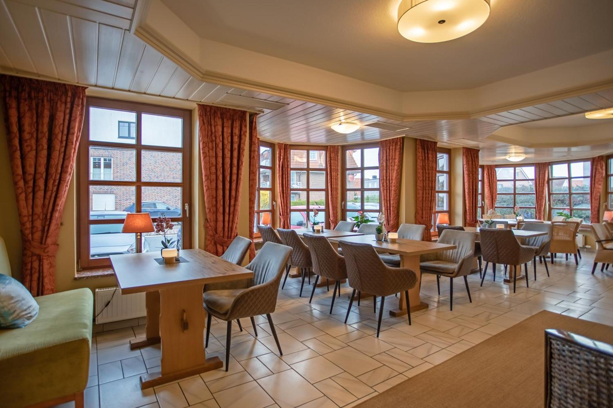Wannerhus Hotel Grömitz Esterno foto